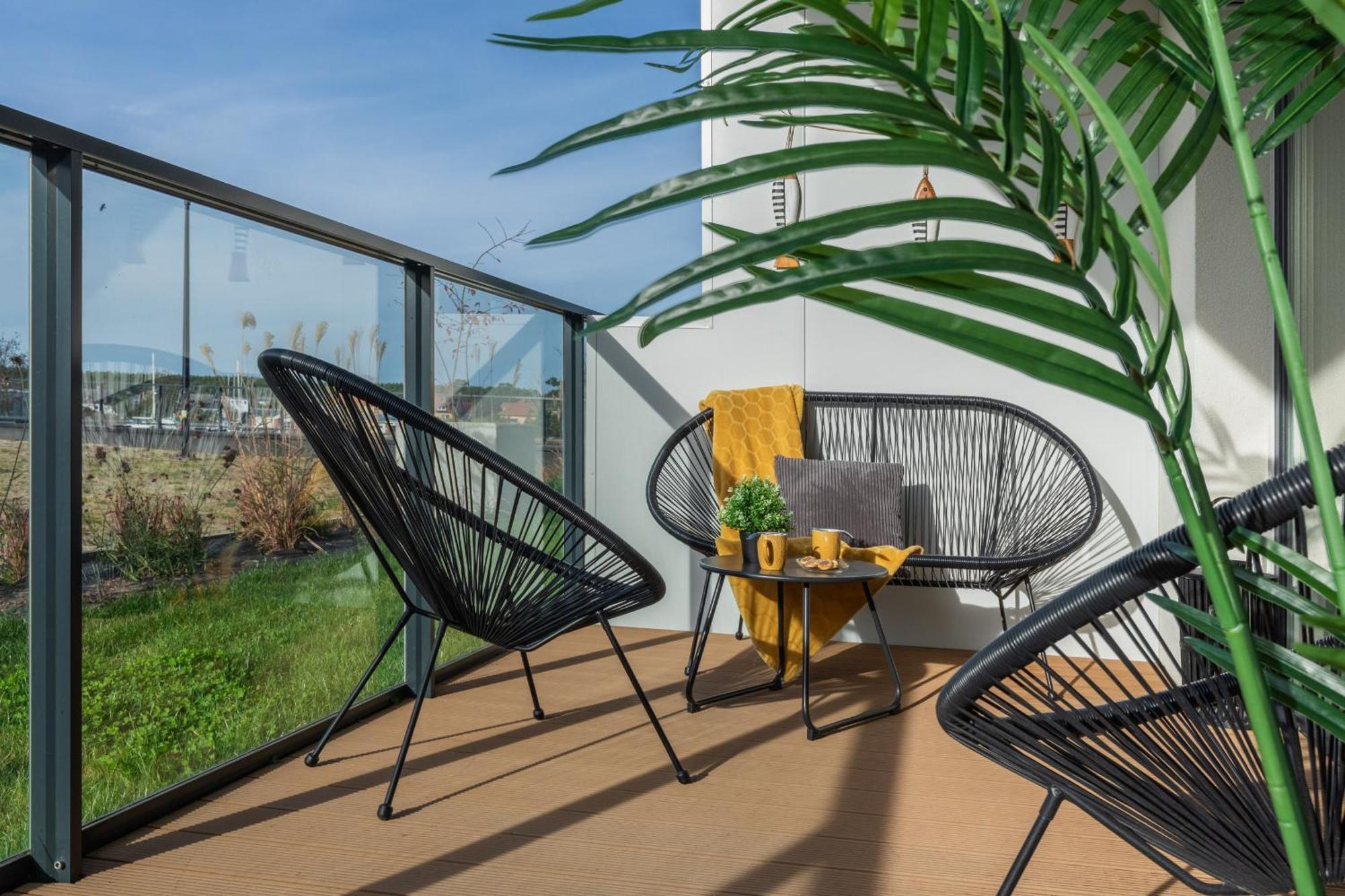 Dziwnow Luxurious Apartment No1 By The River By Renters Prestige Buitenkant foto